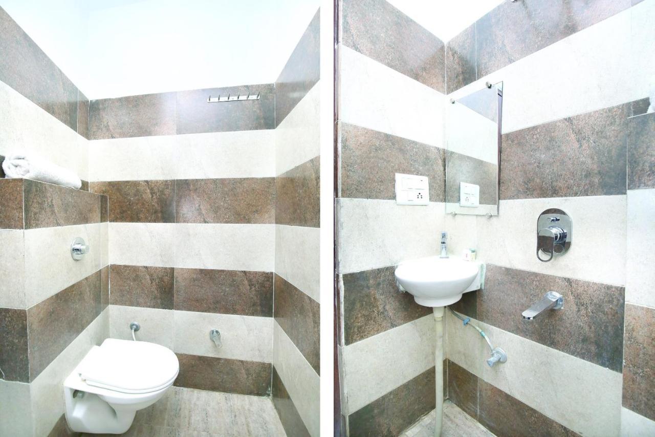 Hotel Oyo 15652 51 Amritsar