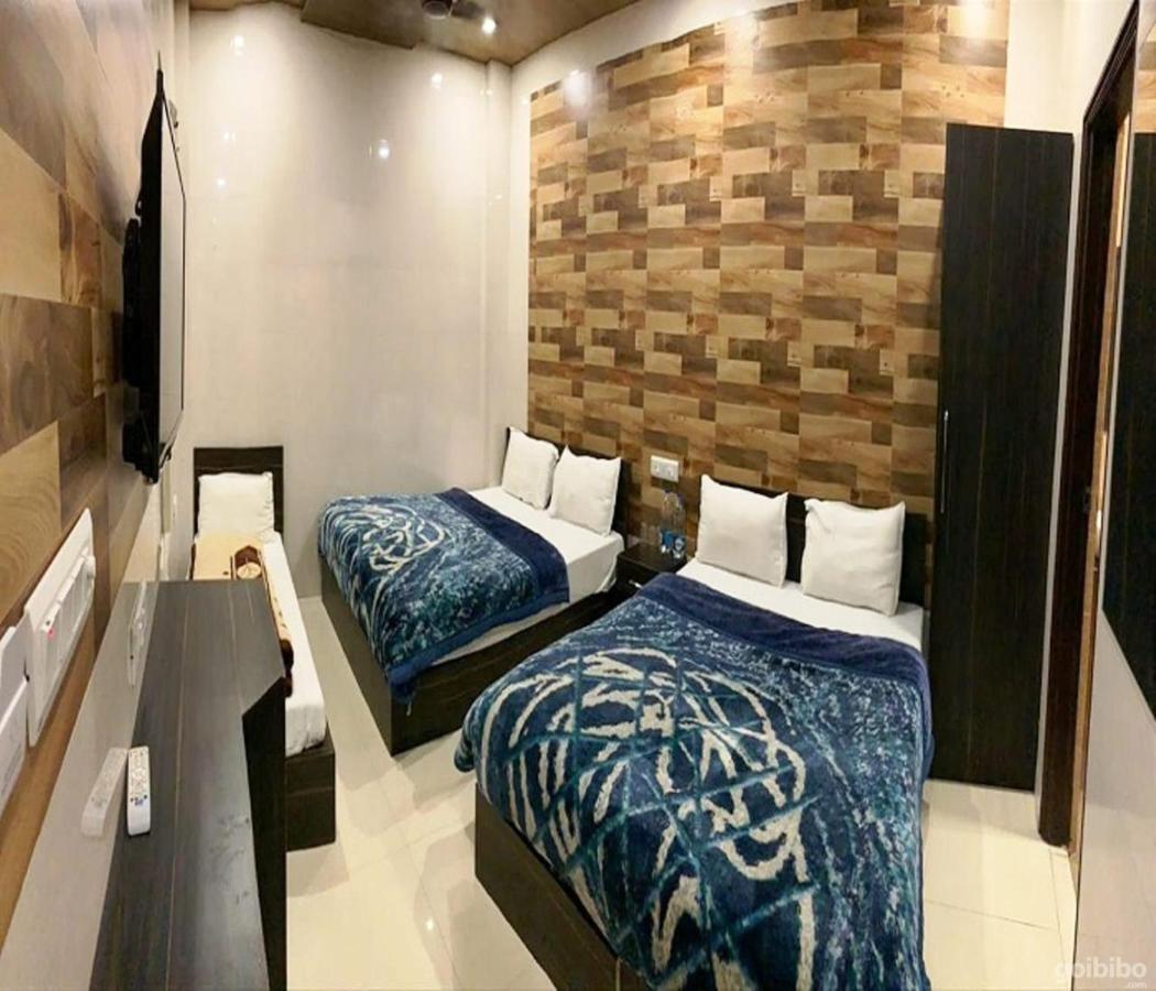 Star Light Hotel 3*