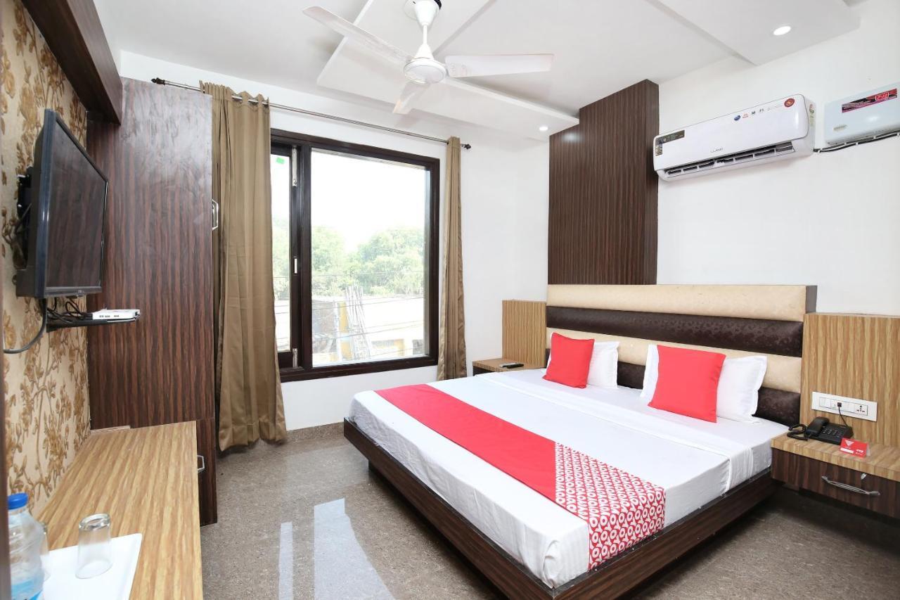 Hotel Oyo 15863 Royal Vij Amritsar