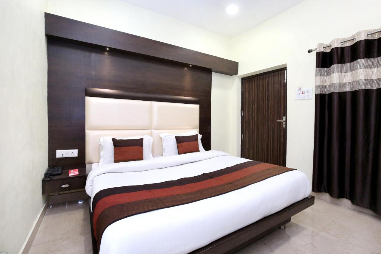 Hotel Oyo 7447 Grand Park