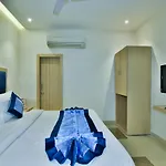 Hotel Puri Palace