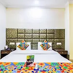 FabHotel Model Town Heights