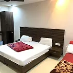 Hotel Sukhman Residency