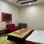 Hotel Skylark