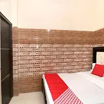 Hotel O Kapoor Residency