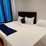 Hotel The Restu And Restaurant 300 Meter From Golden Temple