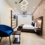 Monga Dream Residency - 5 Minutes Walk From Golden Temple