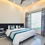 The Rosewood Bliss