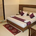 Hotel Royal Villa
