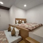 Golden Oak- 5 Min Walk From Golden Temple