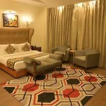 Hk Clarks Inn, Amritsar