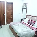 Om Guest House And Pg