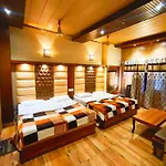 Revoli Inn Hotel Just 5 Min From Golden Temple