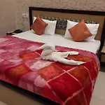 Varinda Home Stay