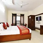 Hotel B-Comfort
