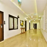Hotel Shiraz Castle