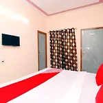 Oyo 43966 Jaura Inn