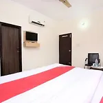 Oyo 14621 Dream Residency