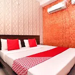 Oyo 19565 Hotel Galaxy