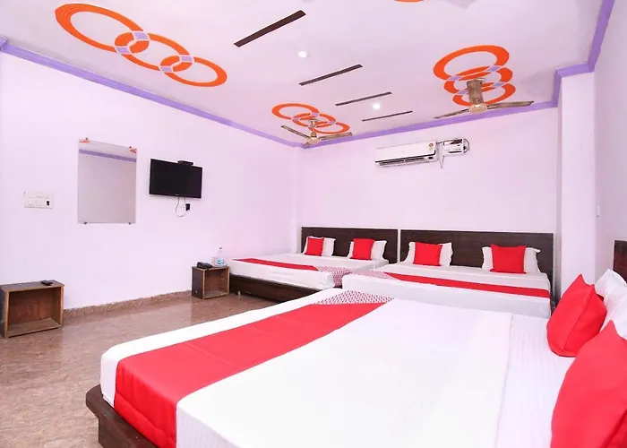 Oyo 19565 Hotel Galaxy