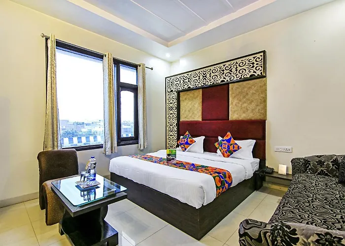 Fabhotel Nayyar Hussainpura Chowk