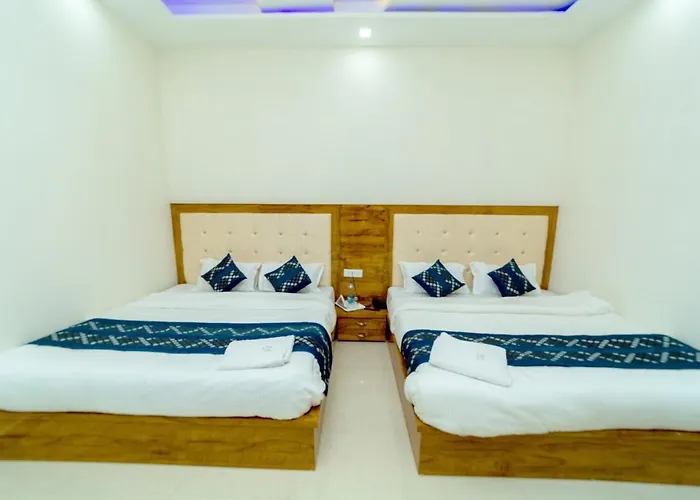Hotel Chahal Residency