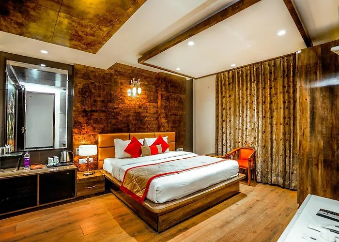Amritsar Grand By Levelup Hotels 100 Meters From Golden Temple