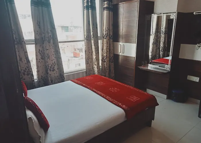 Hotel Robin Inn