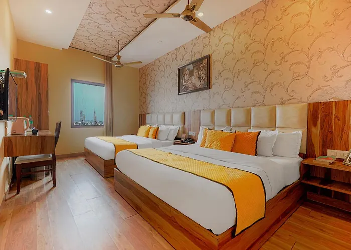 Hotel Sallow Grand