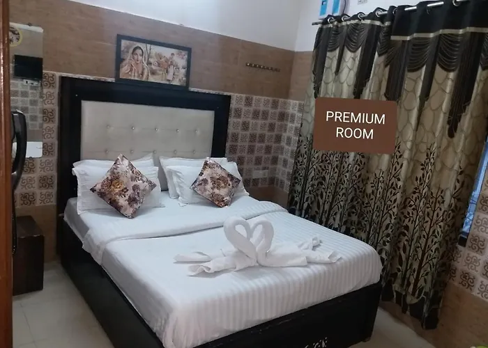 Om Guest House And Pg