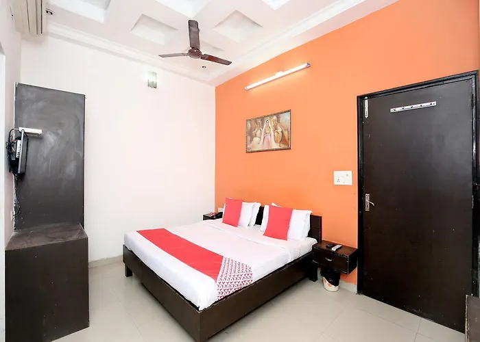 Oyo 12972 Hotel Krishna Castle