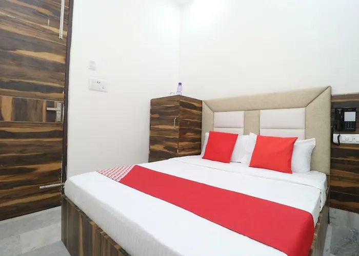 Oyo 39638 Hotel Indigo