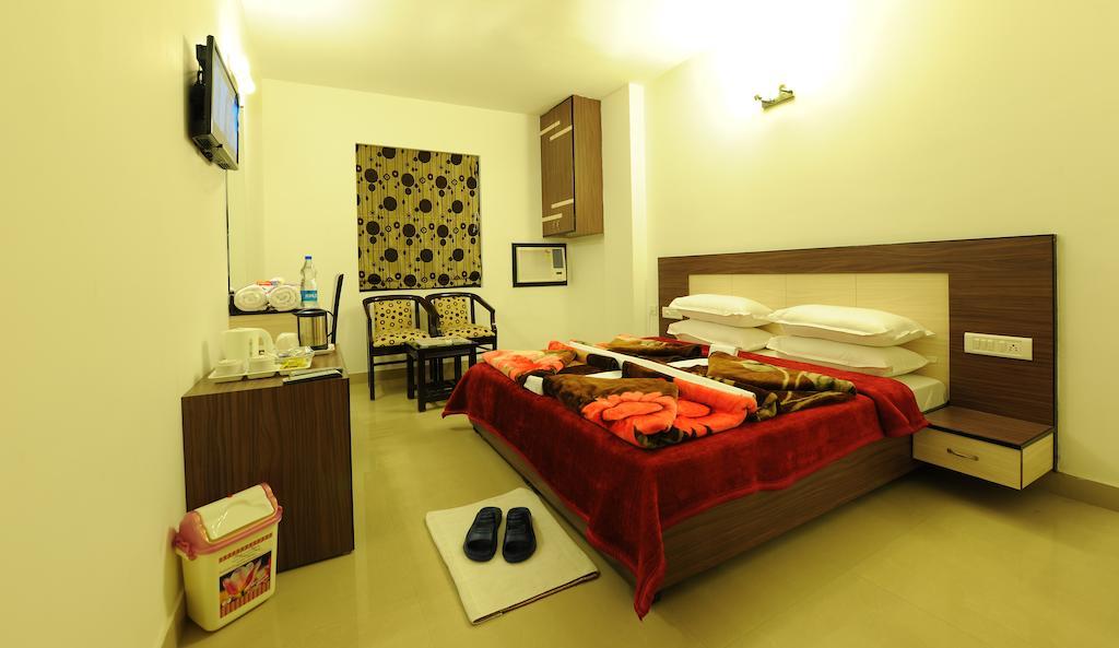 Hkj Residency 2*