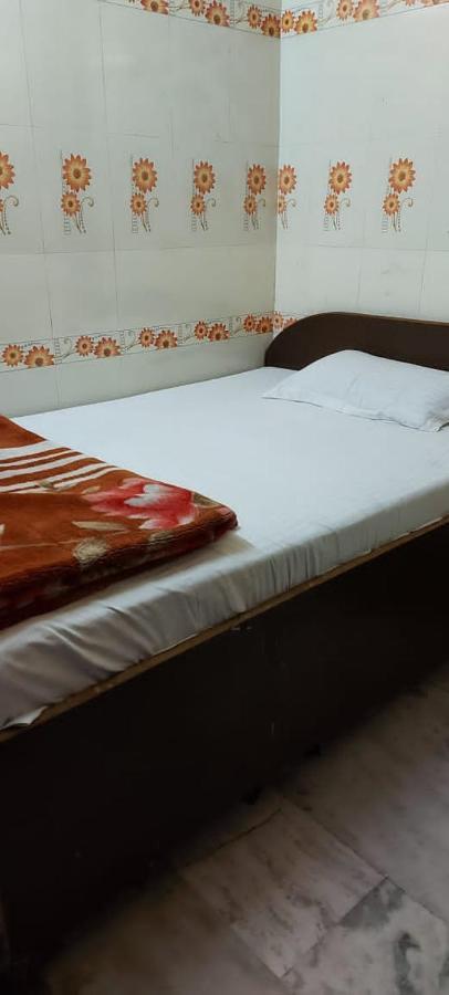 Mj Chawla Double Bed Attached Bathroom Amritsar