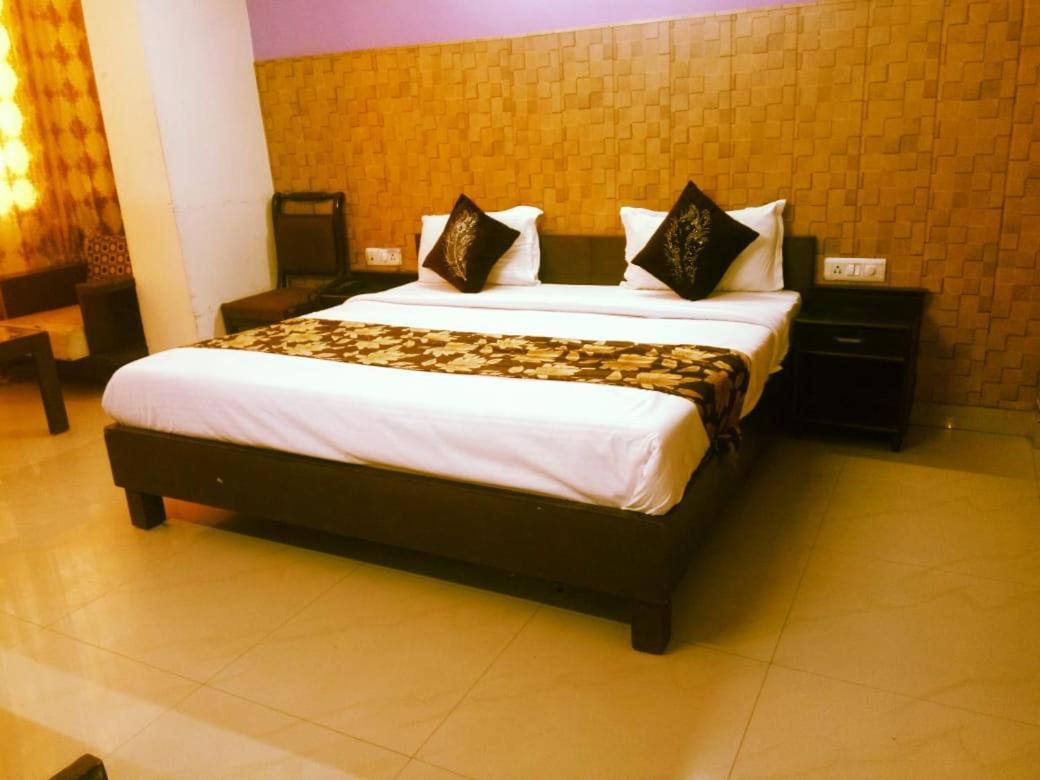 Hotel Krishna Residency 3*