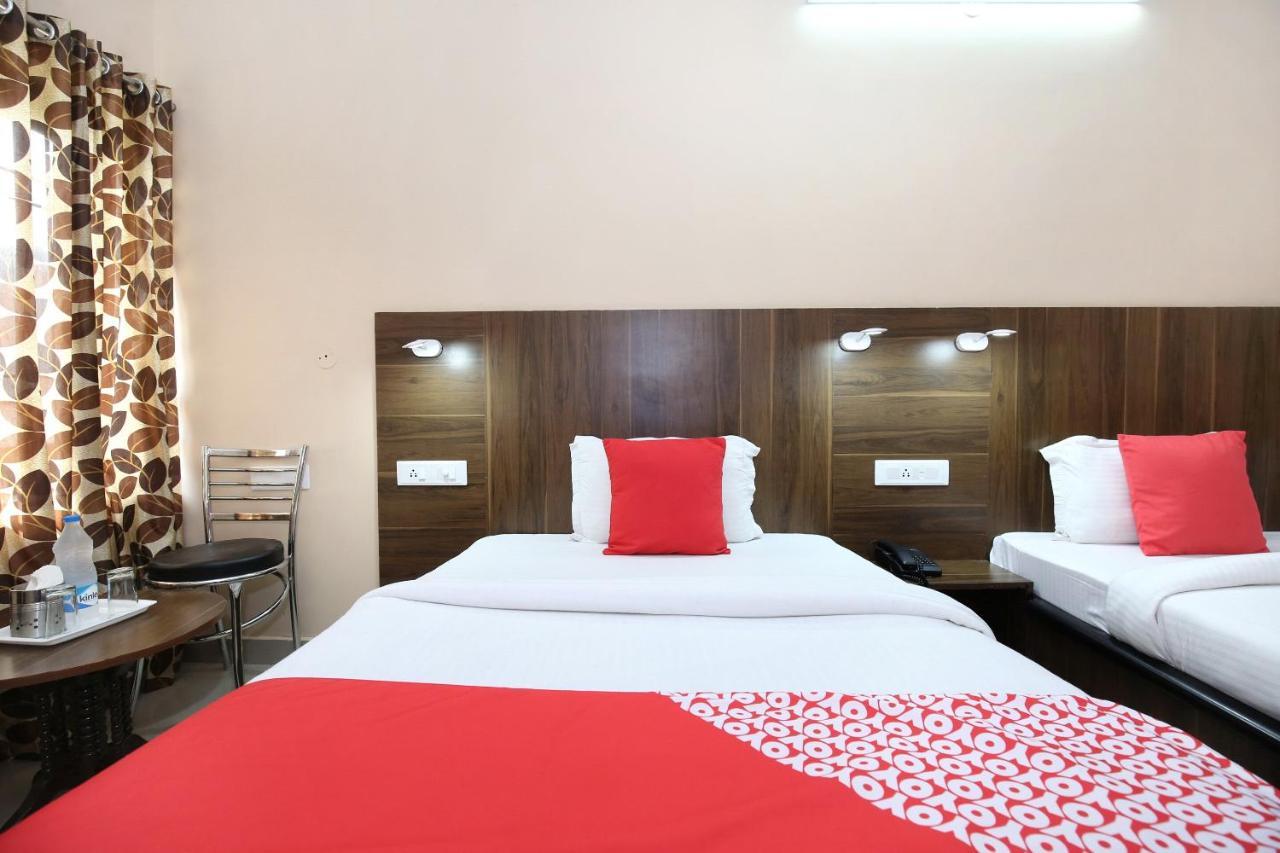 Hotel Oyo 7676 Golden Sunrise Amritsar