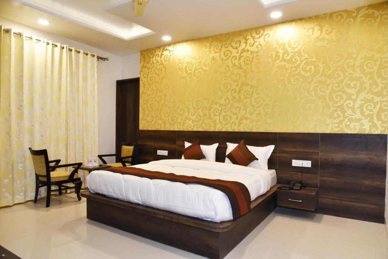 Hollywood Heights Near Railway Station Amritsar