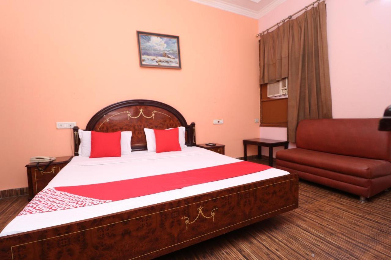 Hotel Vaccinated Staff - Capital O 35965 Kishore Castle Amritsar