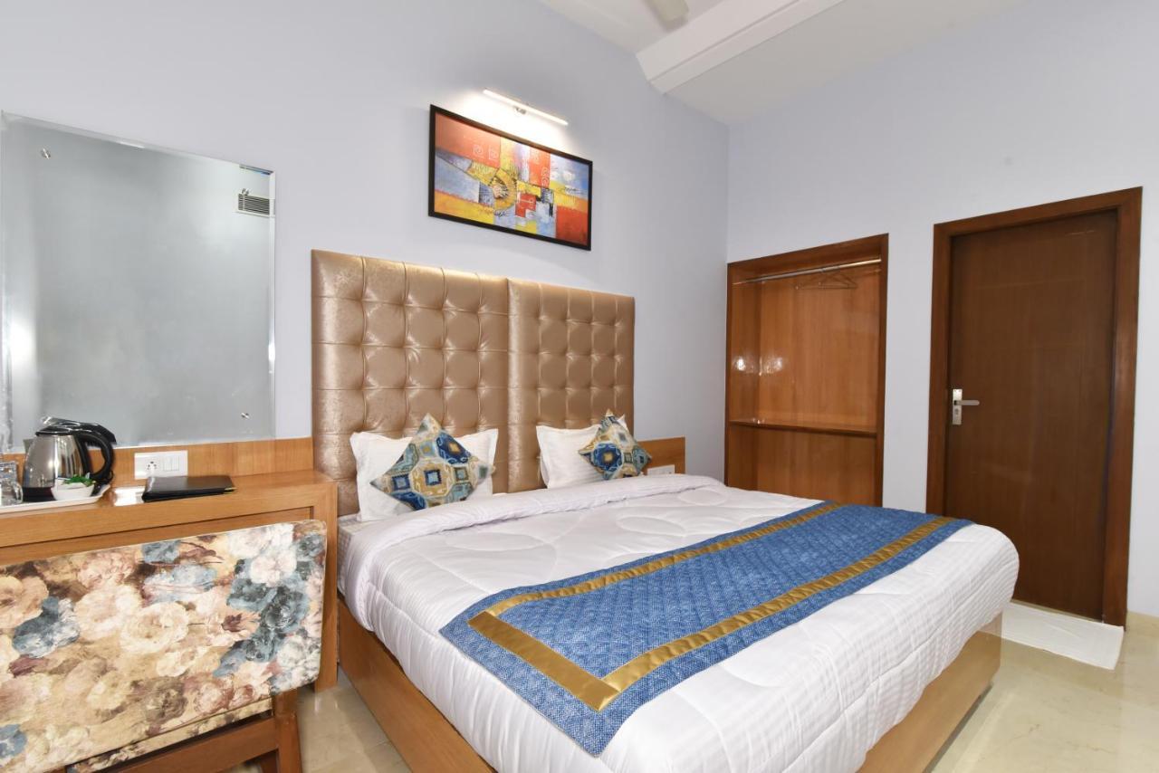 Vacation Hotel