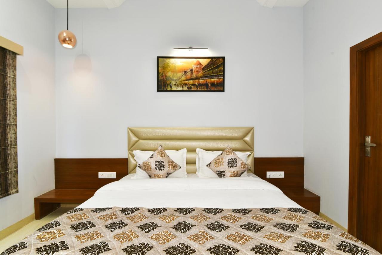Vacation Hotel