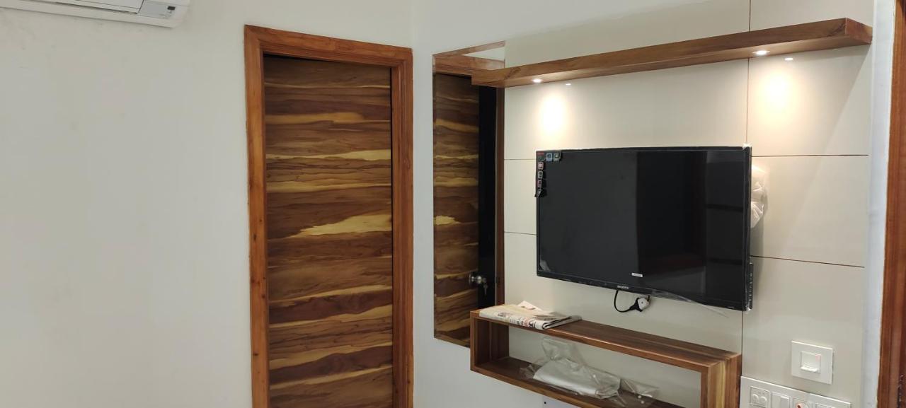 Hotel Golden Crown 3*