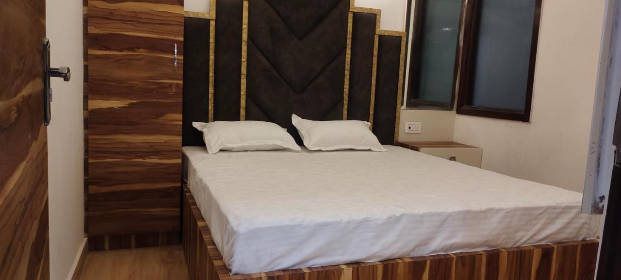 Hotel Golden Crown Amritsar