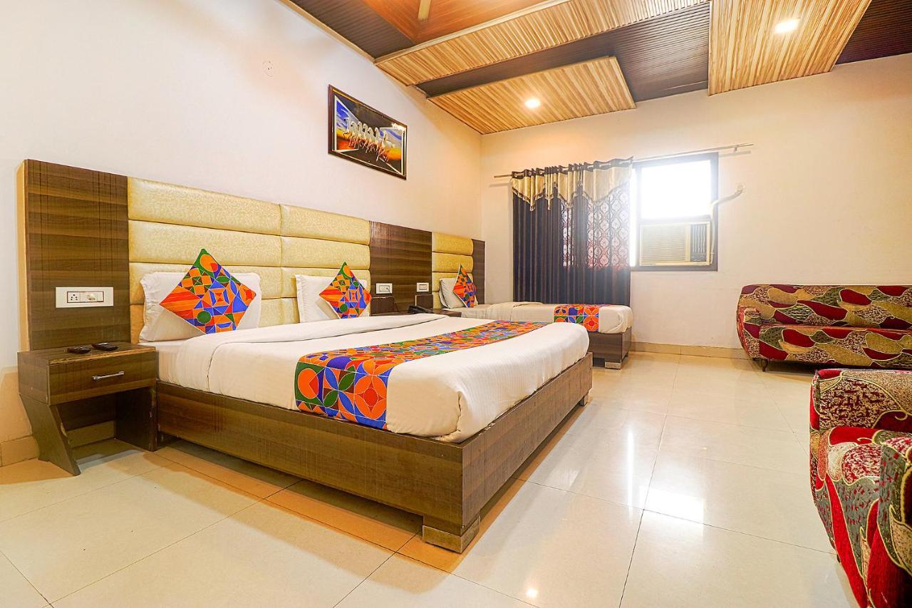 Fabhotel Star Metro Hotel