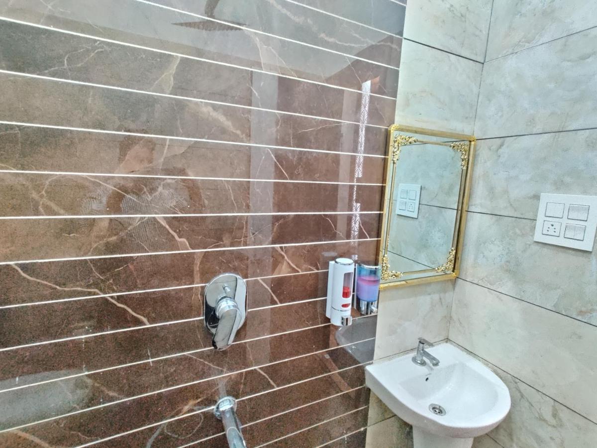 Hotel Guntas Residency