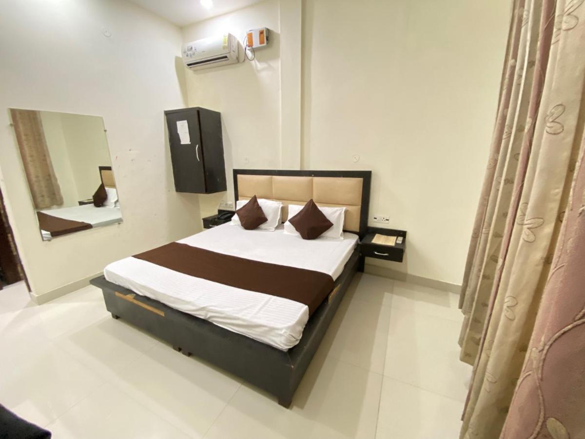 Sk Paradise - 50 Meter From Golden Temple Hotel 3*