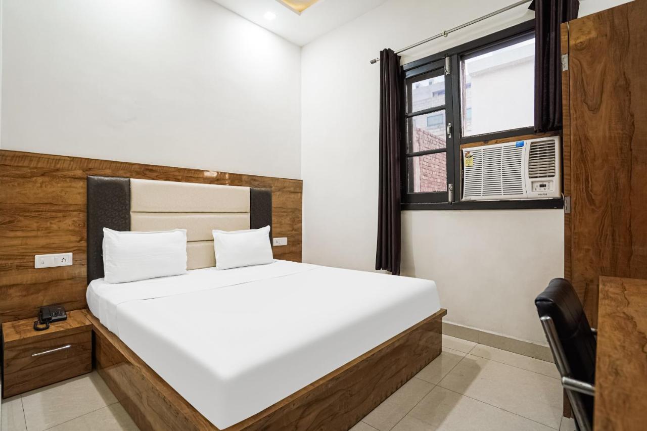 Hotel Chahal Residency
