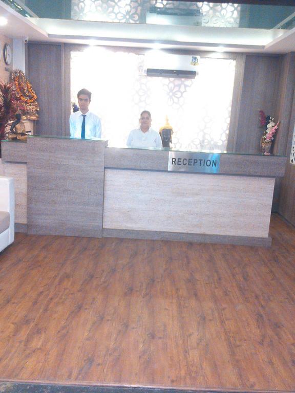 Hotel Park Side Navjyoti 3*