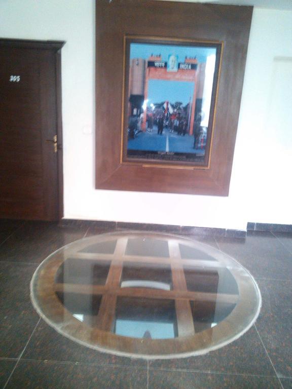 Park Side Navjyoti Hotel 3*