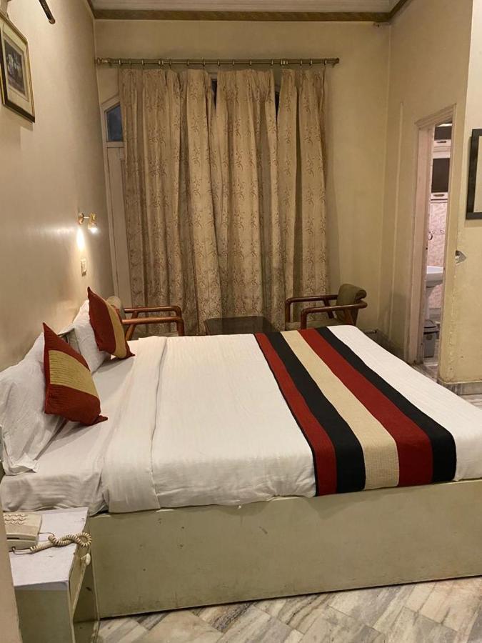 Hotel Lavi Hari Darshan - 10 Meter From Golden Temple Amritsar