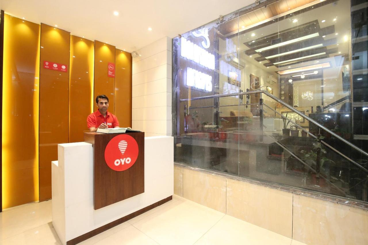 Oyo 11680 Grand Star Hotel